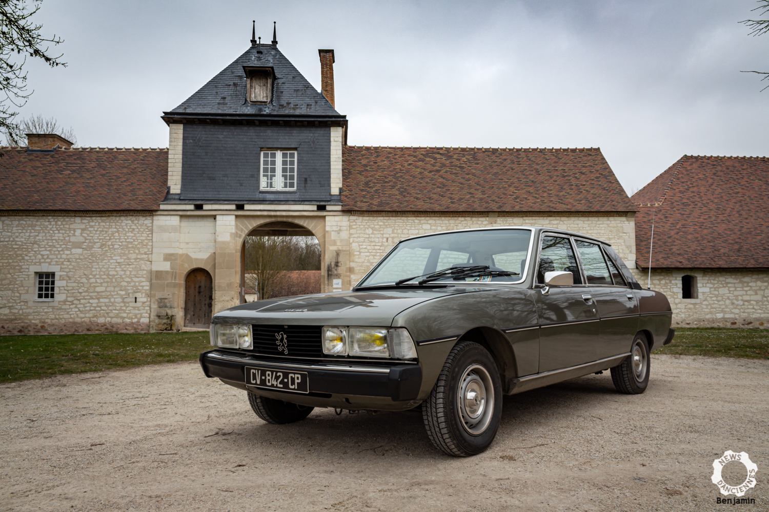 Peugeot 604